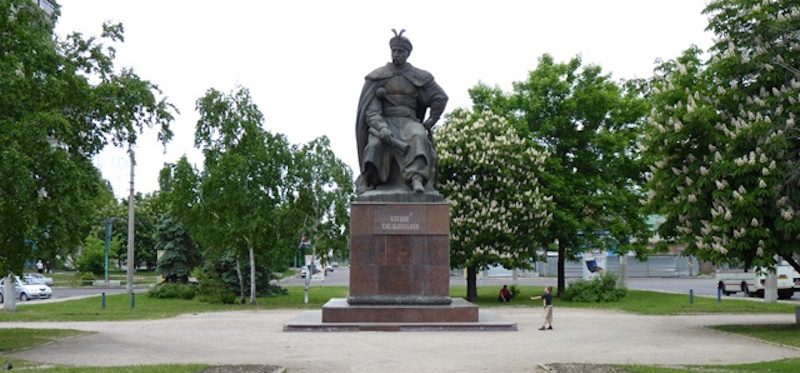 Площа Богдана Хмельницького