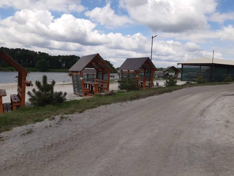База відпочинку "Дубки" Кропивницьком
