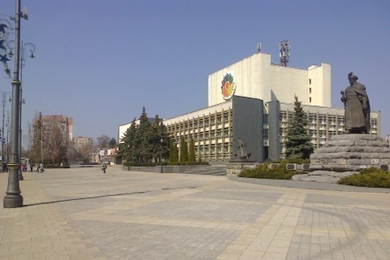 Площа Богдана Хмельницького