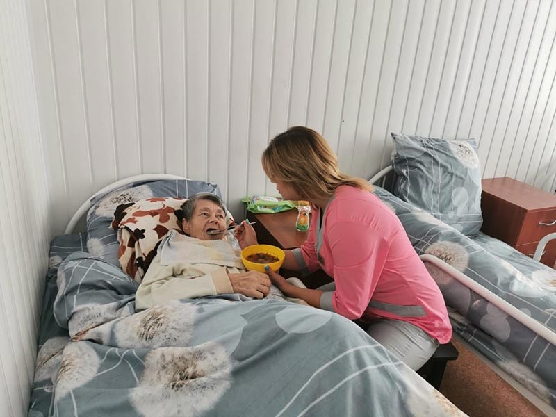 Пансіонат для літніх людей у Кривому Розі: Повний спектр послуг