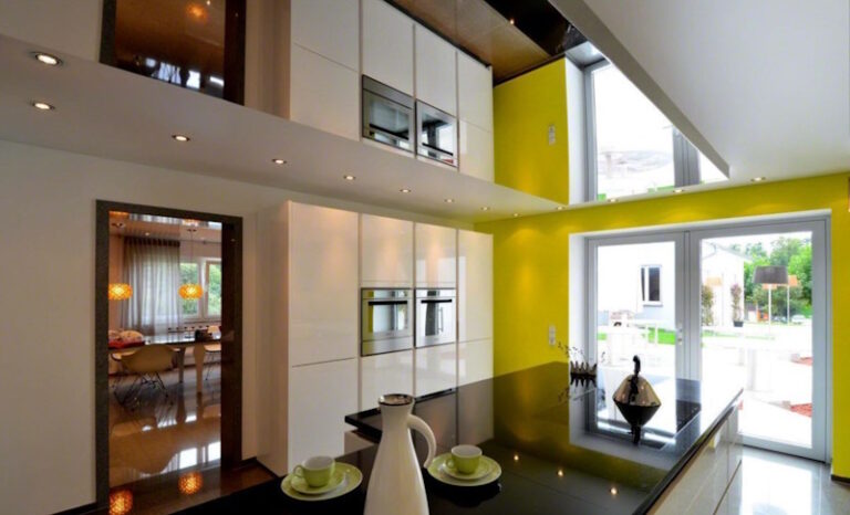 встановлення натяжних стель у Львові