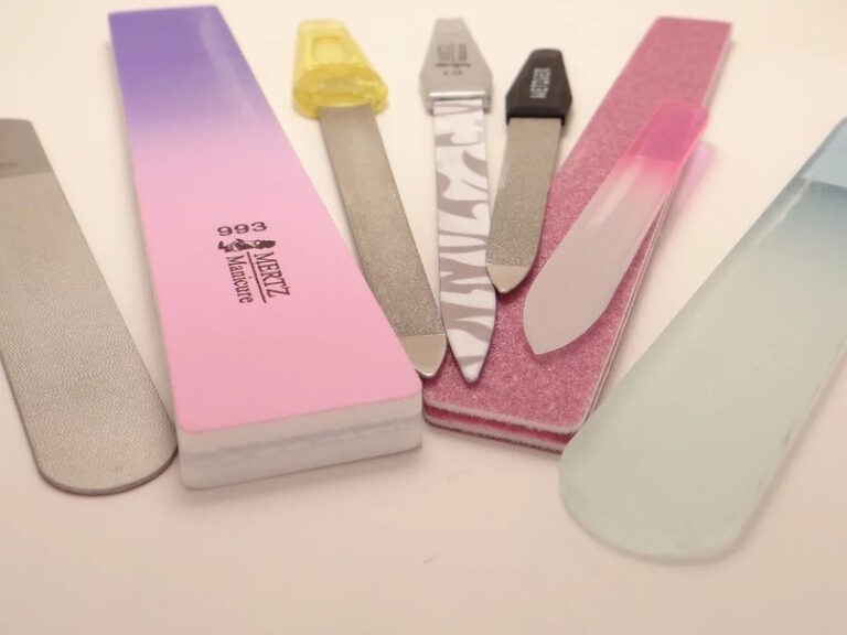 Маникюр на “отлично”: гид по выбору пилочек для ногтей