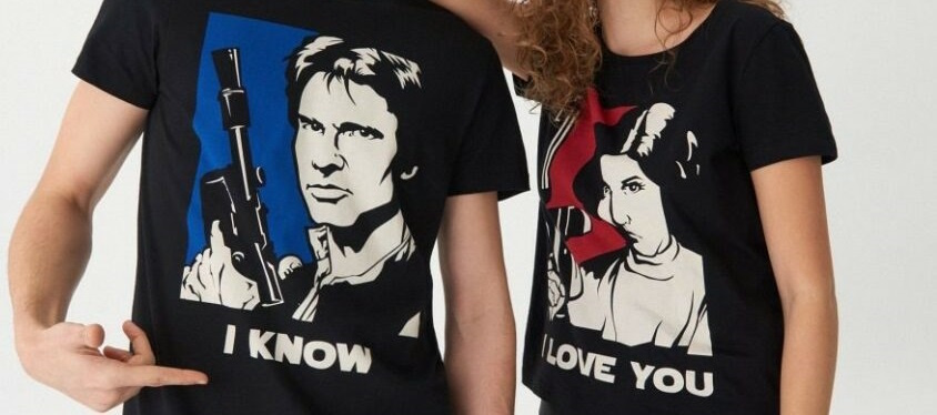 Чому футболки оптом з написами це гарний варіант?