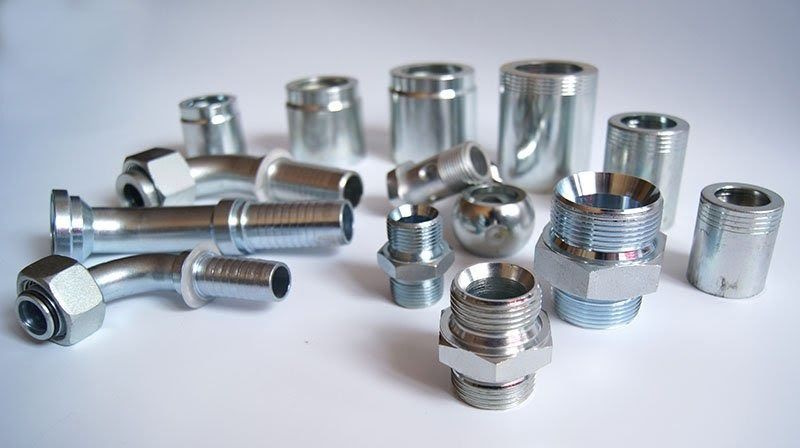 Чому важливо використовувати якісні фітінги у гідравлічній системі