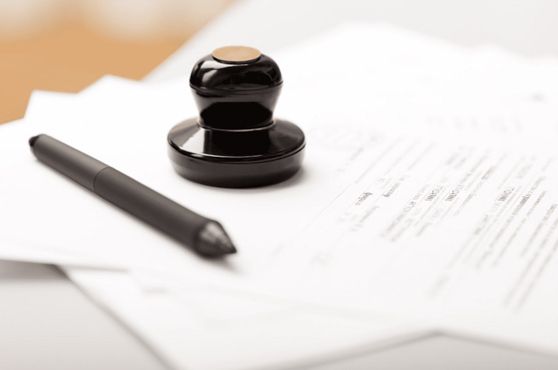 Апостиль МОН у Львові: шлях до освіти за кордоном без зайвих перешкод