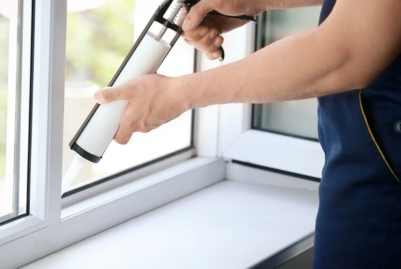 Что делать с окном, если треснула рама