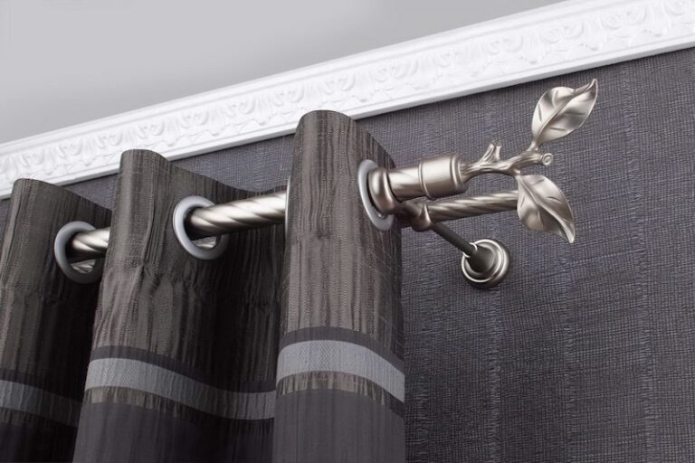 Гранітний карниз