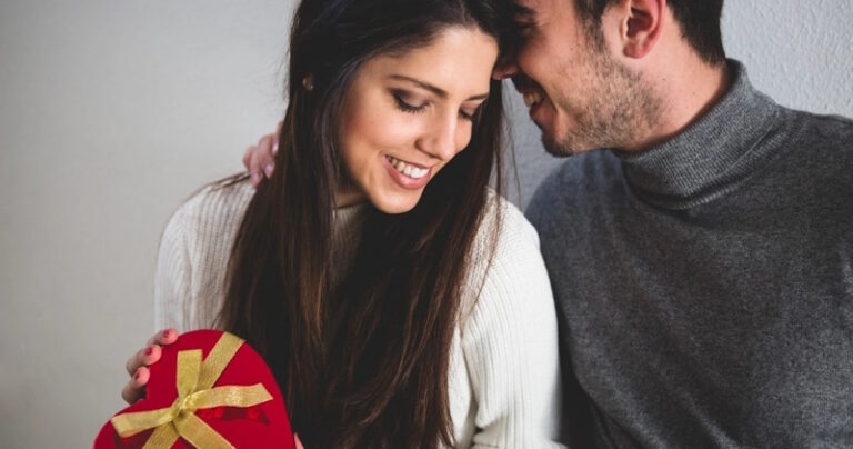 Подарок на 8 марта для жены